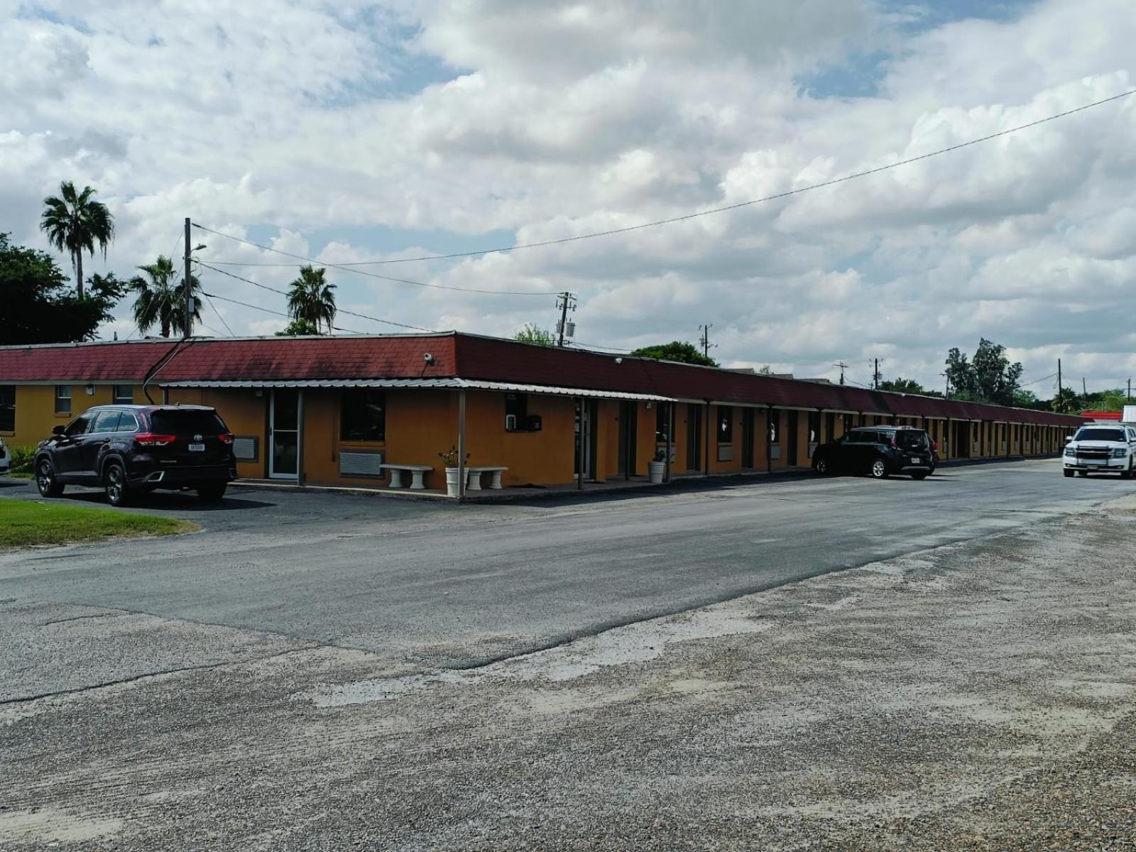 Budget Inn By Oyo Edinburg Hwy 281 ภายนอก รูปภาพ