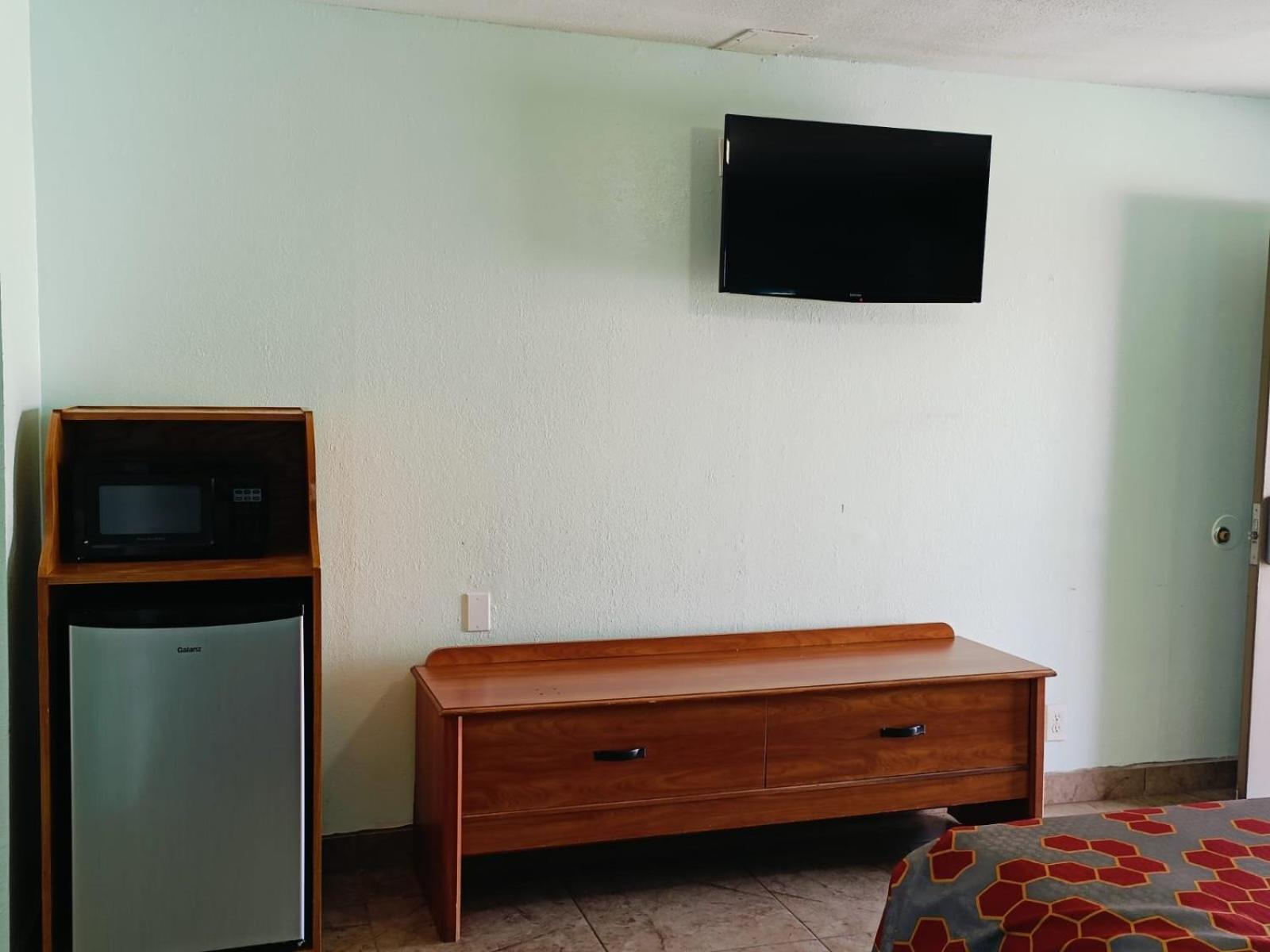 Budget Inn By Oyo Edinburg Hwy 281 ภายนอก รูปภาพ