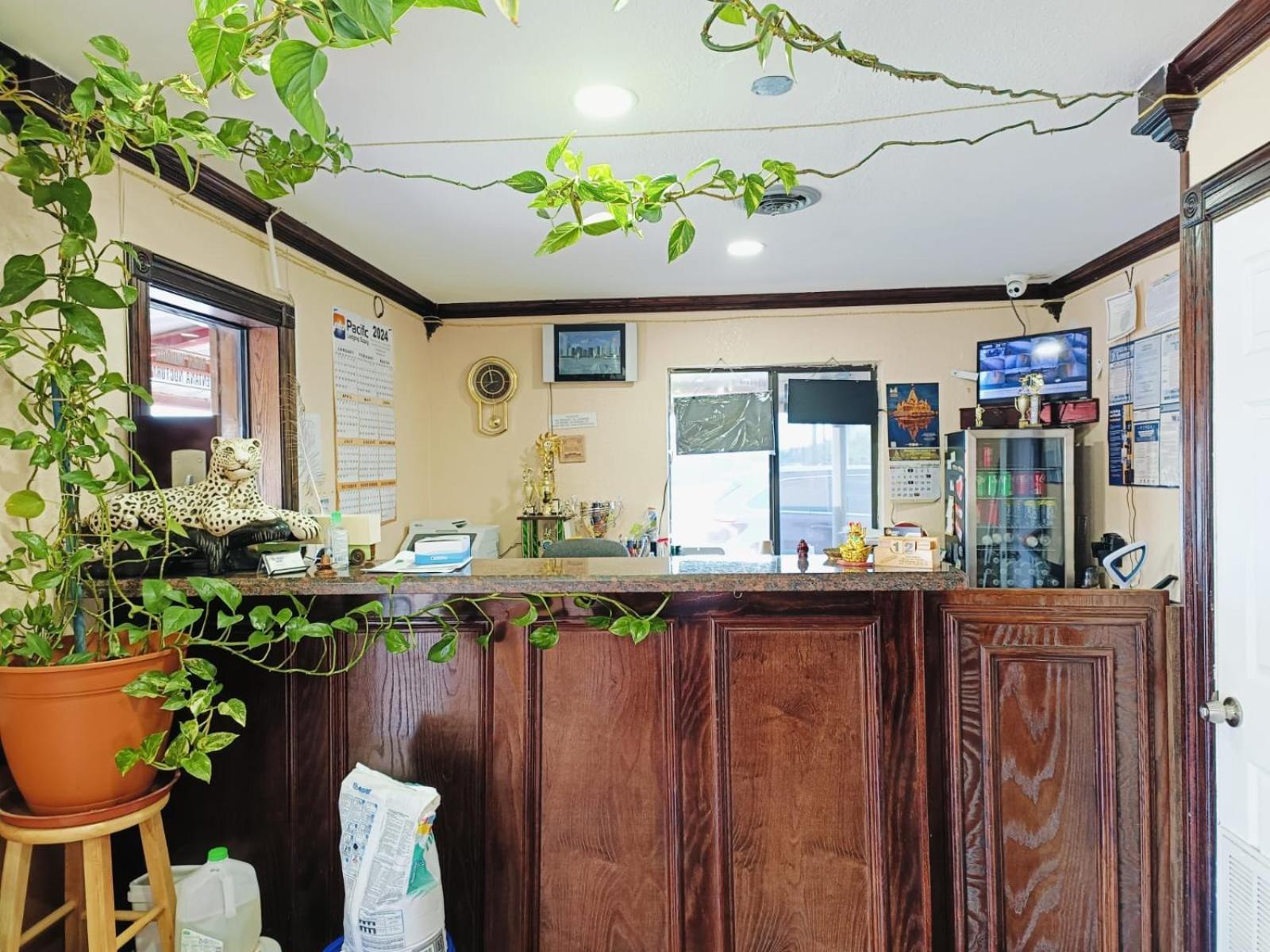 Budget Inn By Oyo Edinburg Hwy 281 ภายนอก รูปภาพ